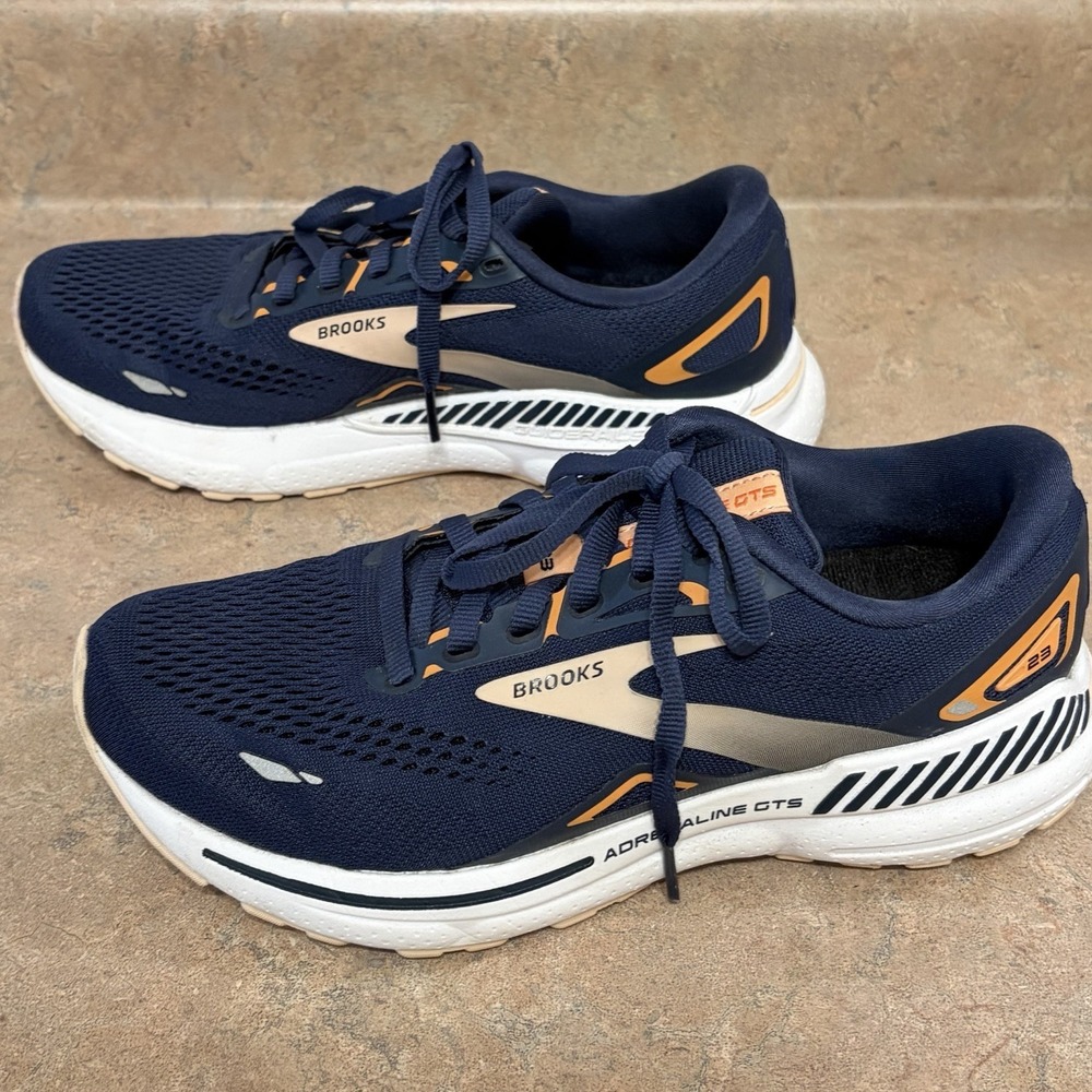 Brooks Adrenaline GTS 23 Navy Womens Size 8 Medium Running Shoes 1203811B482 - Picture 5 of 8